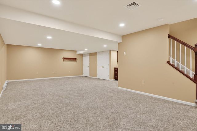 28 SHYBROOK CT, Elizabethtown, PA 17022