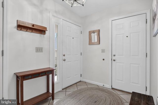 28 SHYBROOK CT, Elizabethtown, PA 17022