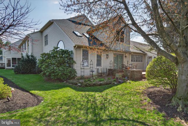 28 SHYBROOK CT, Elizabethtown, PA 17022