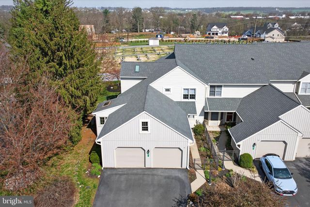 28 SHYBROOK CT, Elizabethtown, PA 17022