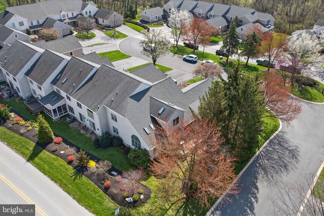 28 SHYBROOK CT, Elizabethtown, PA 17022