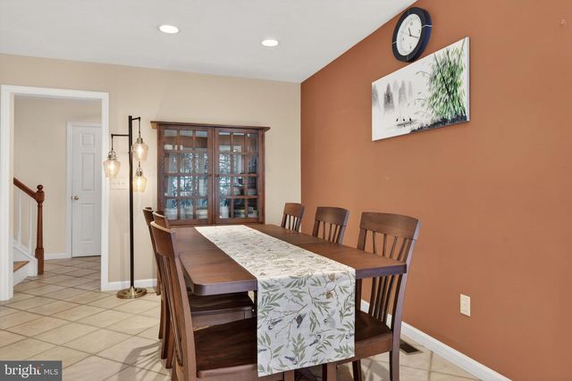 28 SHYBROOK CT, Elizabethtown, PA 17022