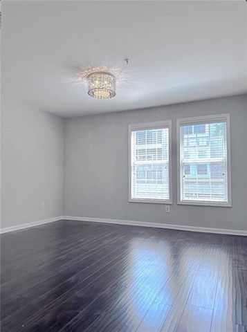 4244 River Green NW Drive 111, Atlanta, GA 30327