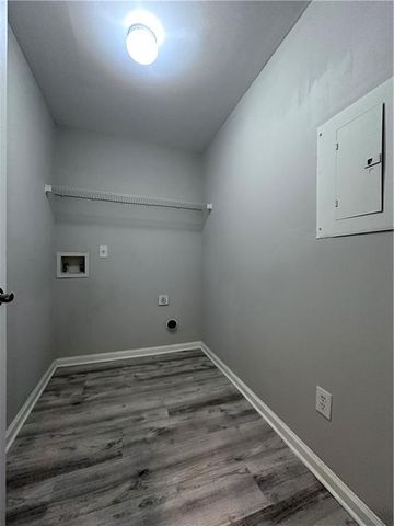 4244 River Green NW Drive 111, Atlanta, GA 30327