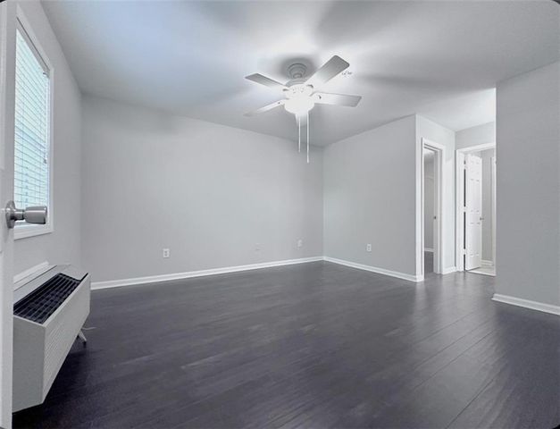 4244 River Green NW Drive 111, Atlanta, GA 30327