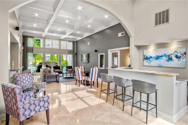 4244 River Green NW Drive 111, Atlanta, GA 30327