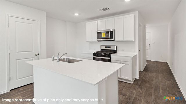 1039 BOLD RUN, Seguin, TX 78155