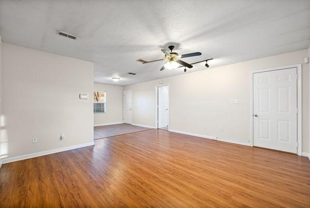 1174 Schatten Street, Oak Grove, KY 42262