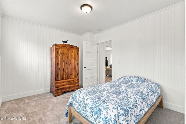 4317 Fulton Rd, Corryton, TN 37721