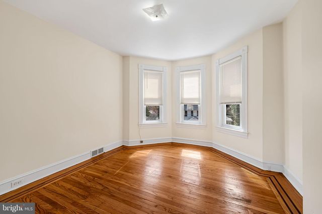 304 W COLD SPRING LN, Baltimore, MD 21210