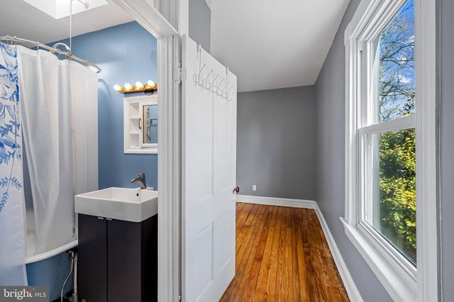 304 W COLD SPRING LN, Baltimore, MD 21210