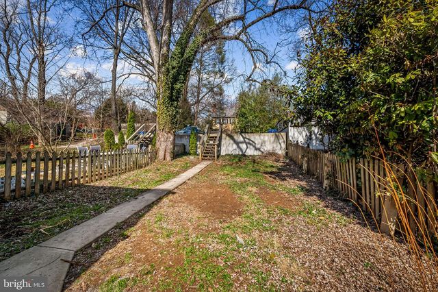 304 W COLD SPRING LN, Baltimore, MD 21210