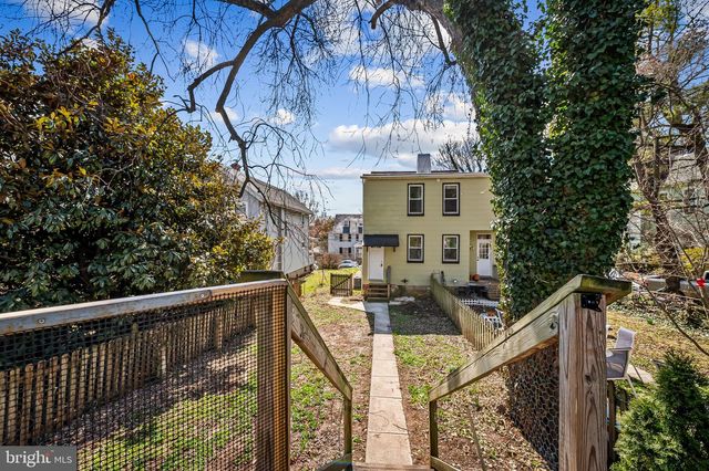 304 W COLD SPRING LN, Baltimore, MD 21210