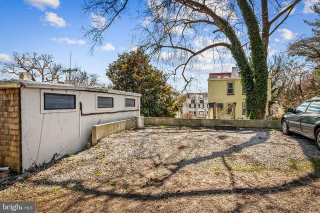 304 W COLD SPRING LN, Baltimore, MD 21210