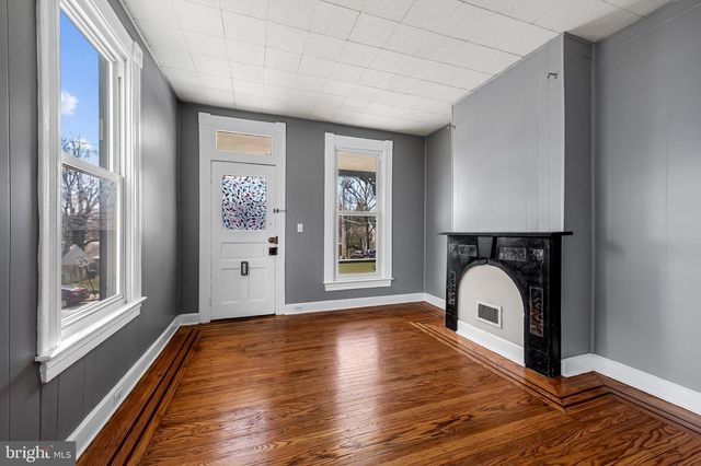 304 W COLD SPRING LN, Baltimore, MD 21210