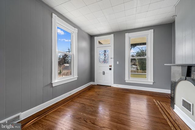 304 W COLD SPRING LN, Baltimore, MD 21210