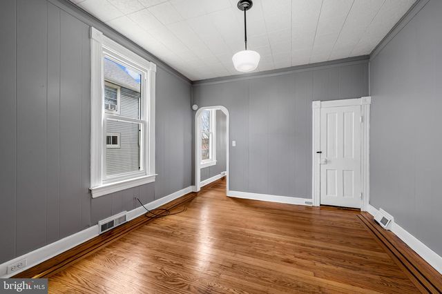 304 W COLD SPRING LN, Baltimore, MD 21210