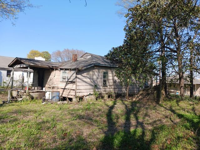 1327 NICHOLAS ST, Memphis, TN 38107