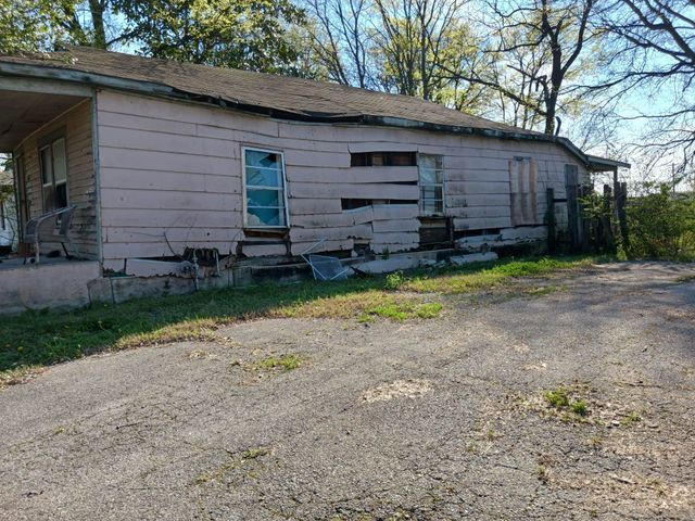 1327 NICHOLAS ST, Memphis, TN 38107