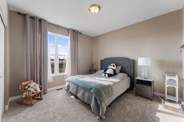 4014 Holasek Path, Chaska, MN 55318