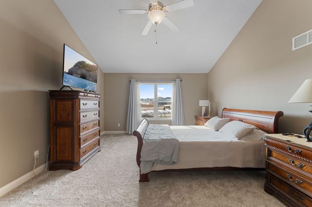 4014 Holasek Path, Chaska, MN 55318