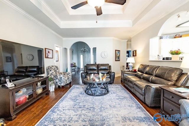 2606 Edgerton Drive SE, Owens Cross Roads, AL 35763