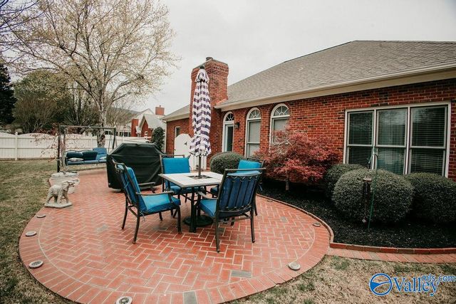 2606 Edgerton Drive SE, Owens Cross Roads, AL 35763