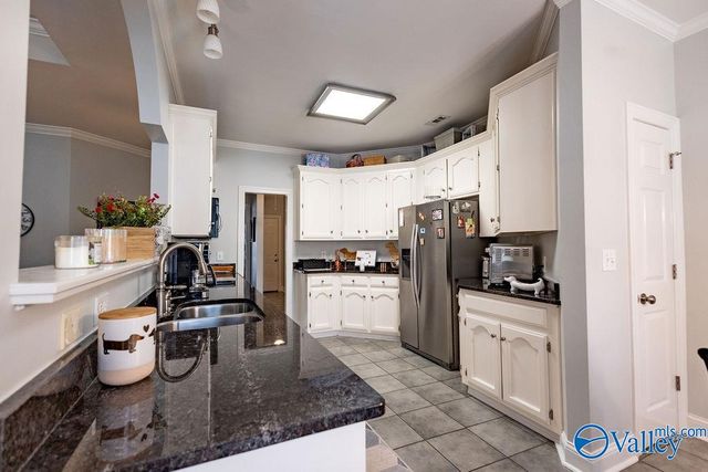 2606 Edgerton Drive SE, Owens Cross Roads, AL 35763