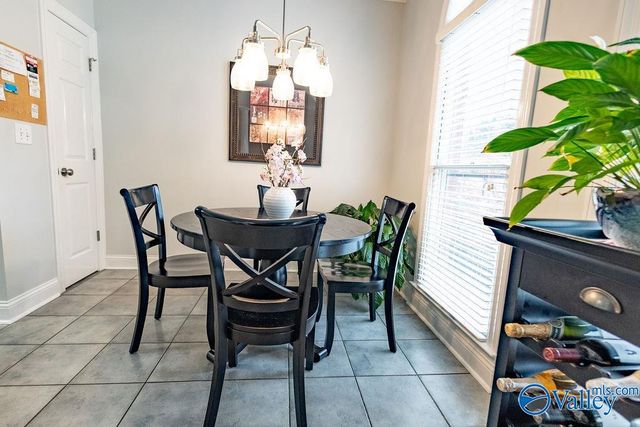 2606 Edgerton Drive SE, Owens Cross Roads, AL 35763