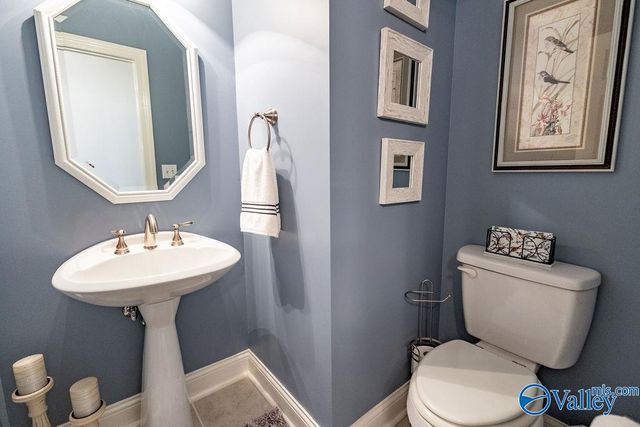 2606 Edgerton Drive SE, Owens Cross Roads, AL 35763