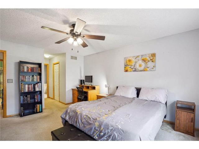 13750 54th Avenue N 106, Plymouth, MN 55446