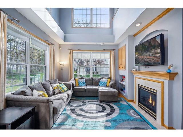 13750 54th Avenue N 106, Plymouth, MN 55446