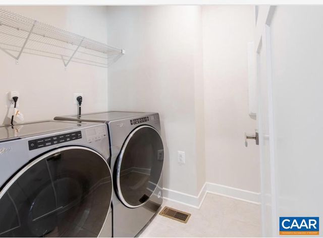 126 VIRGINIA AVE, Palmyra, VA 22963