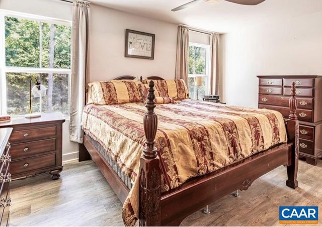 126 VIRGINIA AVE, Palmyra, VA 22963