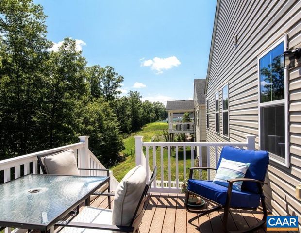 126 VIRGINIA AVE, Palmyra, VA 22963