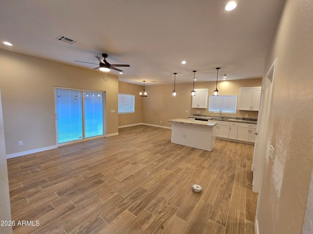 8410 W ALTOS Drive, Arizona City, AZ 85123