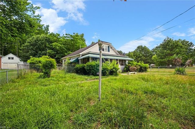 2261 Shipyard RD, Chesapeake, VA 23323