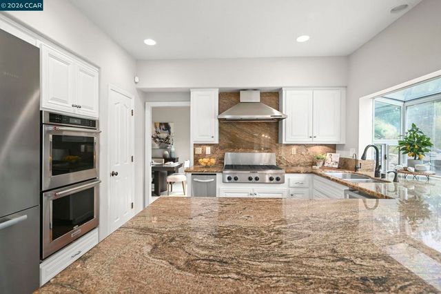 135 Crestridge Dr, Danville, CA 94506