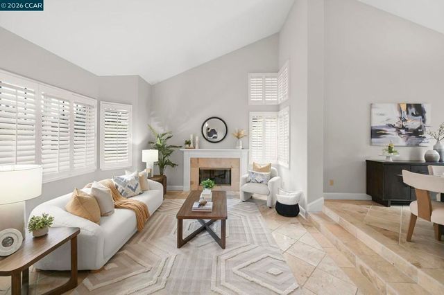 135 Crestridge Dr, Danville, CA 94506