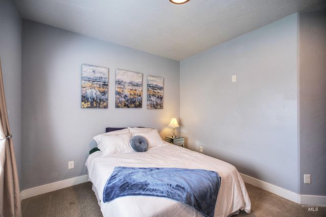 11 6th Street, Middleton, ID 83644