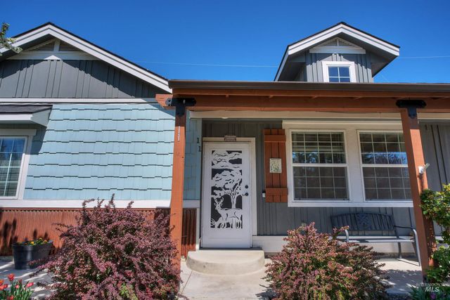 11 6th Street, Middleton, ID 83644