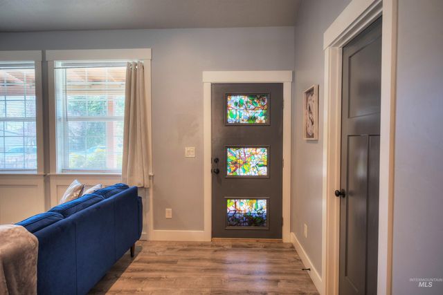 11 6th Street, Middleton, ID 83644