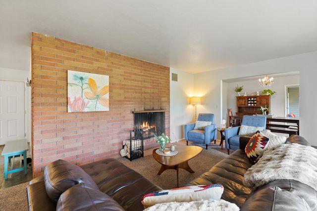 61022 Parrell Road, Bend, OR 97702