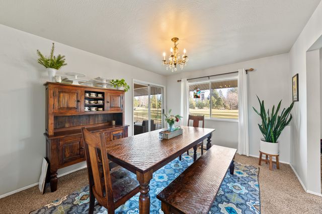 61022 Parrell Road, Bend, OR 97702