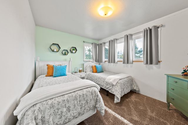 61022 Parrell Road, Bend, OR 97702