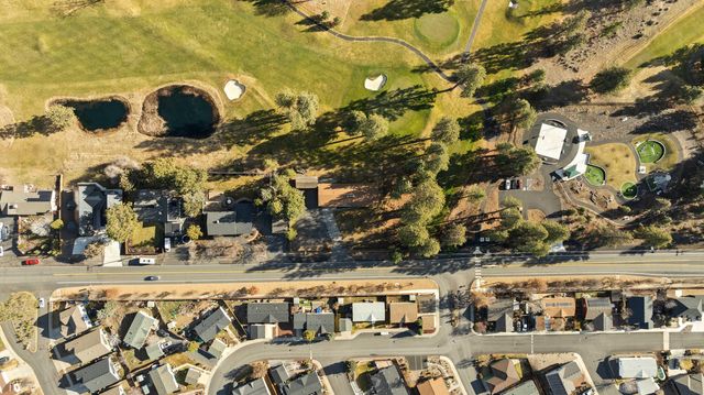 61022 Parrell Road, Bend, OR 97702