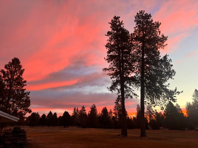 61022 Parrell Road, Bend, OR 97702