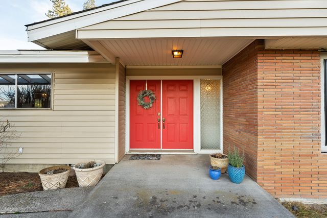 61022 Parrell Road, Bend, OR 97702