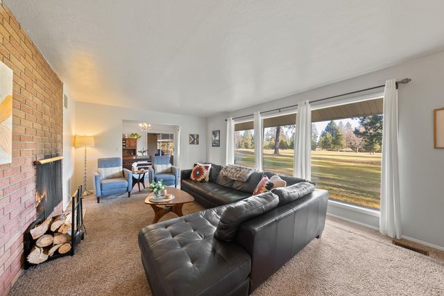 61022 Parrell Road, Bend, OR 97702