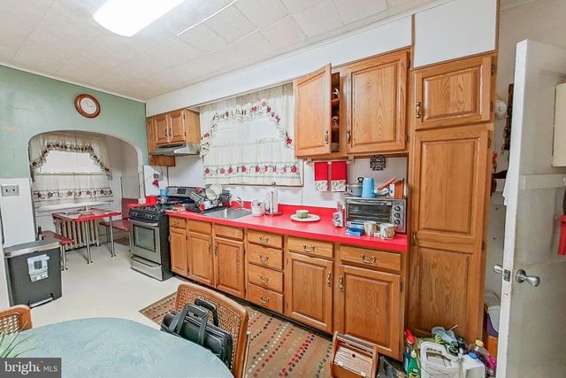 2803 RUSCOMBE LN, Baltimore, MD 21215